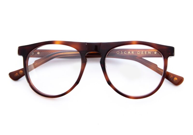 Otis. Russet. Specs With Organic Lens